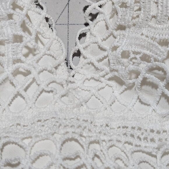 White Crochet Lace Tiered Dress With Open Back & Adjustable Straps - Picture 4 of 13